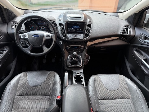 Ford Kuga Titanium 2.0 TDCI 179ch 4x4 — photo 4