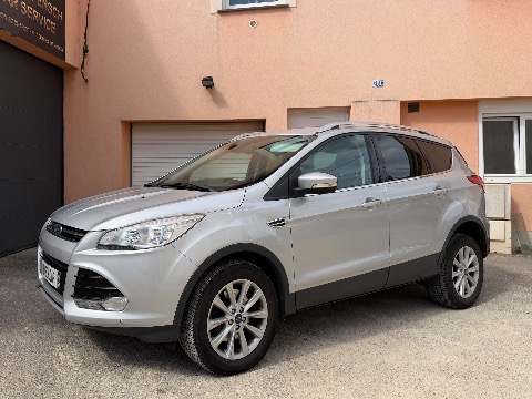 Ford Kuga Titanium 2.0 TDCI 179ch 4x4 — photo 5